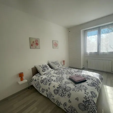 Maison De Tisserand 10 Pers Gesté